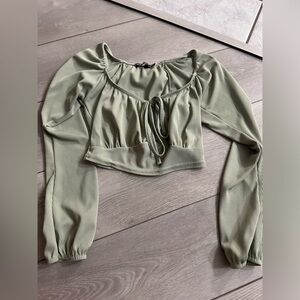 long sleeve crop top